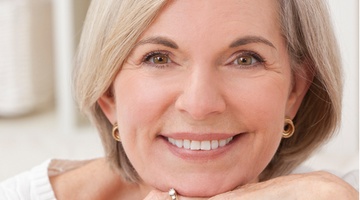 Подтянутая кожа для дам в возрасте – советы