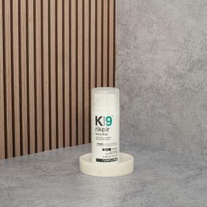 K9 Rikeir - Fluid reconstructiv fără clătire cu microproteine pentru păr neted și strălucitor, 100 ml