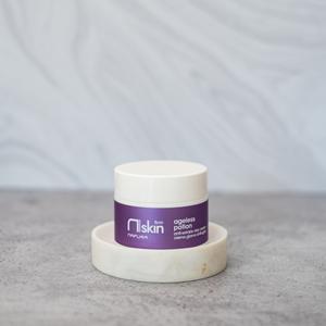 Poțiune Ageless – o cremă facială asemănătoare Botoxului cu peptida biomimetică Conus Consors, Palmitoyl Tripeptide-5, extract de ginseng și vitamina E, 50 ml