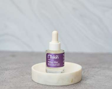 Instant Filler — Сыворотка для контура глаз с пептидом S-Mu-Conotoxin, экстрактом красной водоросли Porphyridium Cruentum, глицерилглюкозидом и эктоином 15 мл