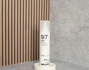 S7 PH - Шампунь для нормализации pH и деликатного очищения с экстрактом грейпфрута, протеинами и антиоксидантами, 200 мл