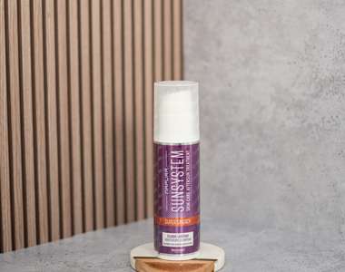 Super Sinergy -Мощный успокаивающий флюид с 7 эфирными маслами, ментолом и экстрактами календулы и ромашки после загара, 150 мл