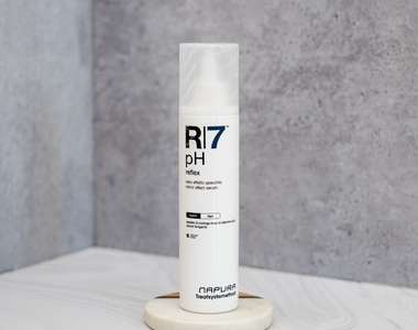 R7 pH Reflex - сыворотка с гиалуроновой кислотой и морингой для эффекта ламинирования и устранения пушистости 200 мл