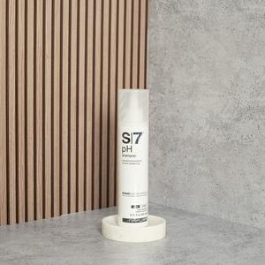 S7 PH - Șampon pentru normalizarea pH-ului și curățare delicată cu extract de grapefruit, proteine și antioxidanți, 200 ml