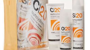 В жаркое время года – набор-косметички