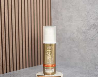 Dream Cream SPF 50+ - Солнцезащитный крем SPF 50+ с прекурсорами меланина, молотым грецким орехом и витамином Е, 150 мл