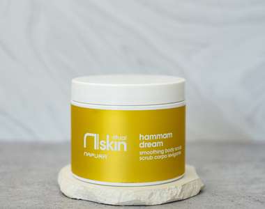 Hammam Dream scrub – питательный скраб с микрогранулами оливковой косточки и гиалуроновой кислотой 500 мл