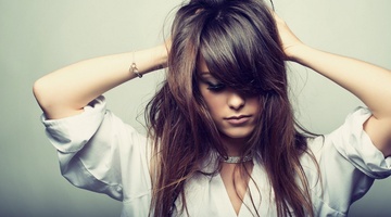 Как пользоваться спреями для волос?